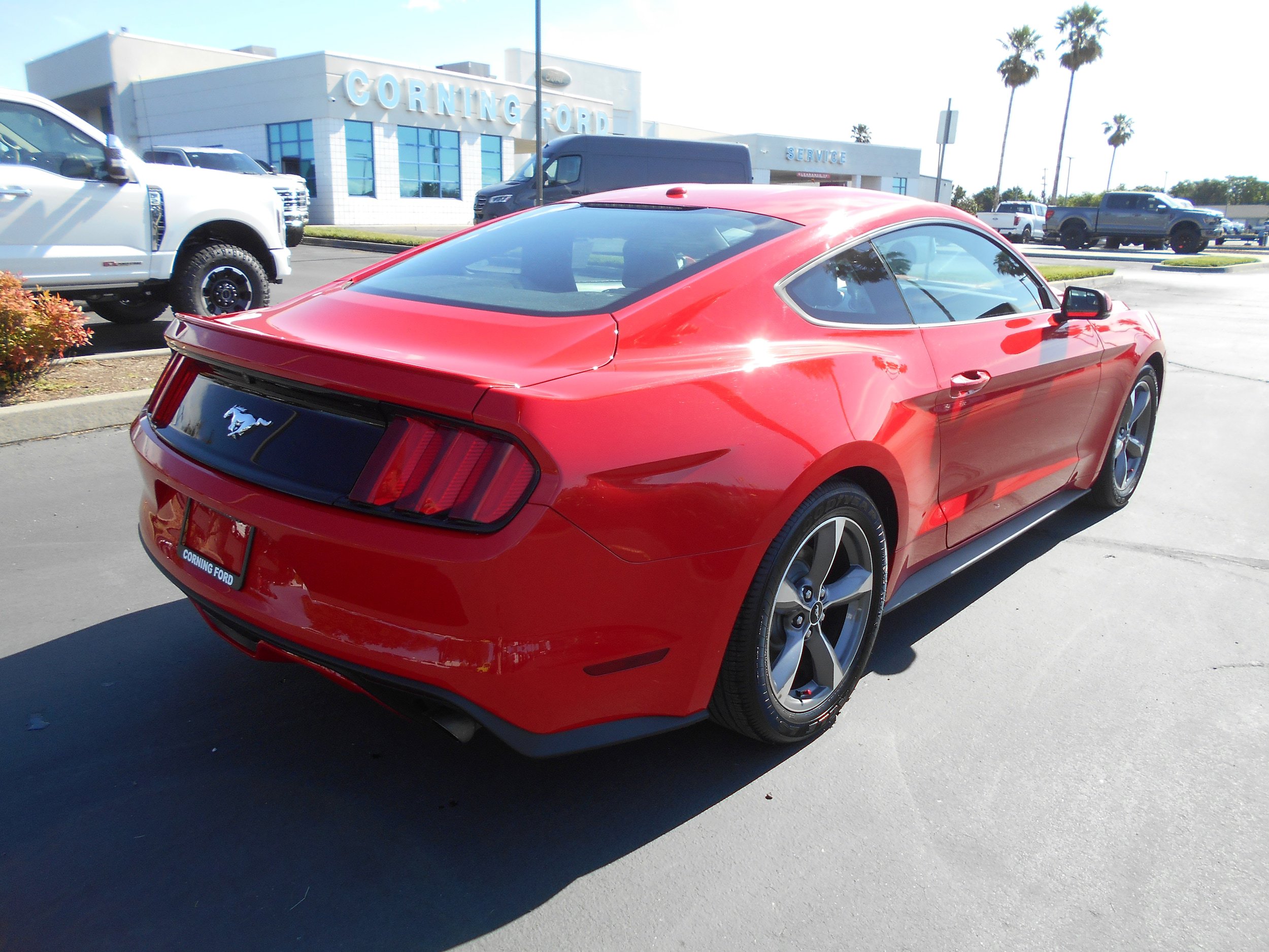 Used 2015 Ford Mustang Premium RWD image 7