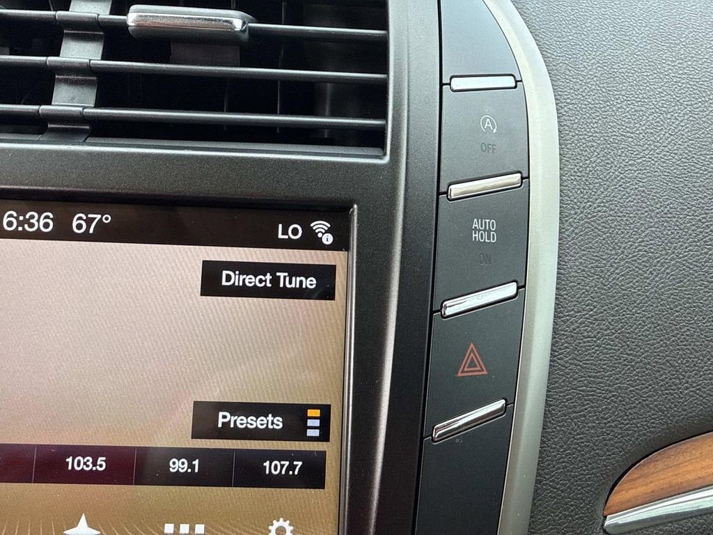 Used 2017 Lincoln MKC Select w/ Select Plus Package image 33