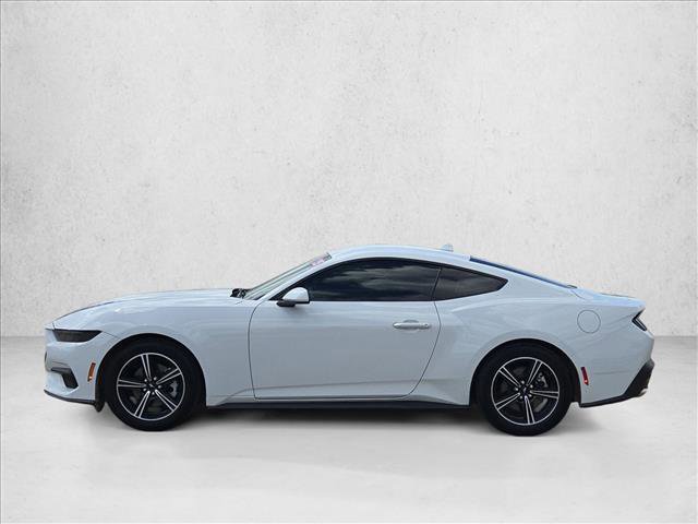 Used 2025 Ford Mustang Coupe RWD image 9
