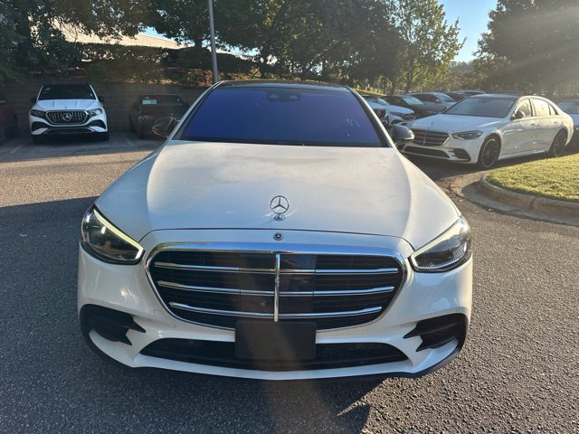 Used 2022 Mercedes-Benz S 500 4MATIC image 2