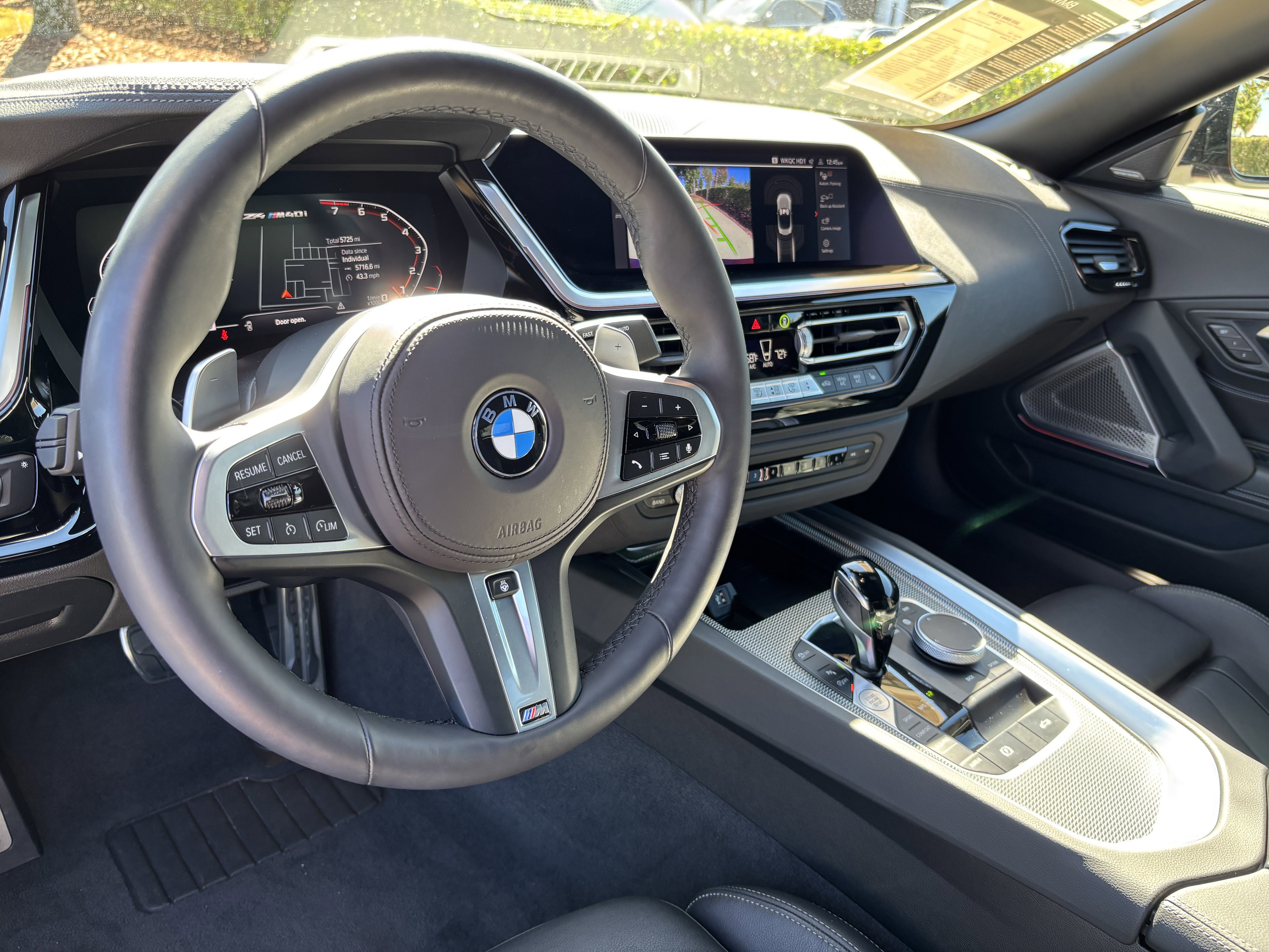 Certified 2025 BMW Z4 M40i w/ Premium Package image 31