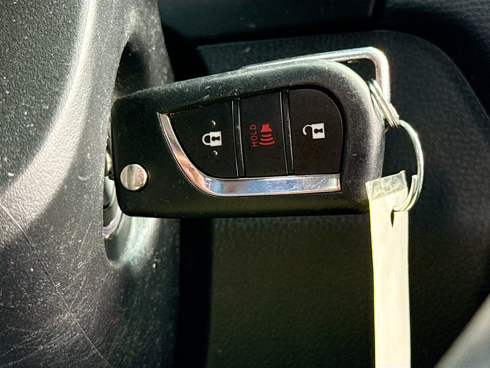 Used 2021 Toyota RAV4 LE AWD/4WD image 9