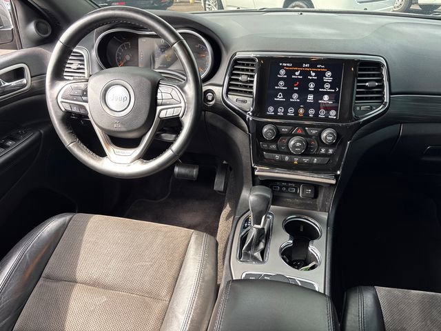 Used 2022 Jeep Grand Cherokee Laredo X AWD/4WD image 13