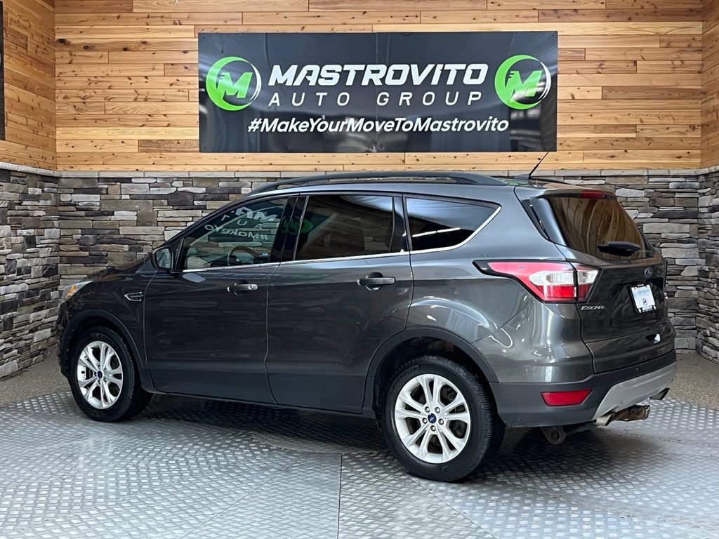 Used 2017 Ford Escape SE w/ SE Leather Comfort Package AWD/4WD image 16