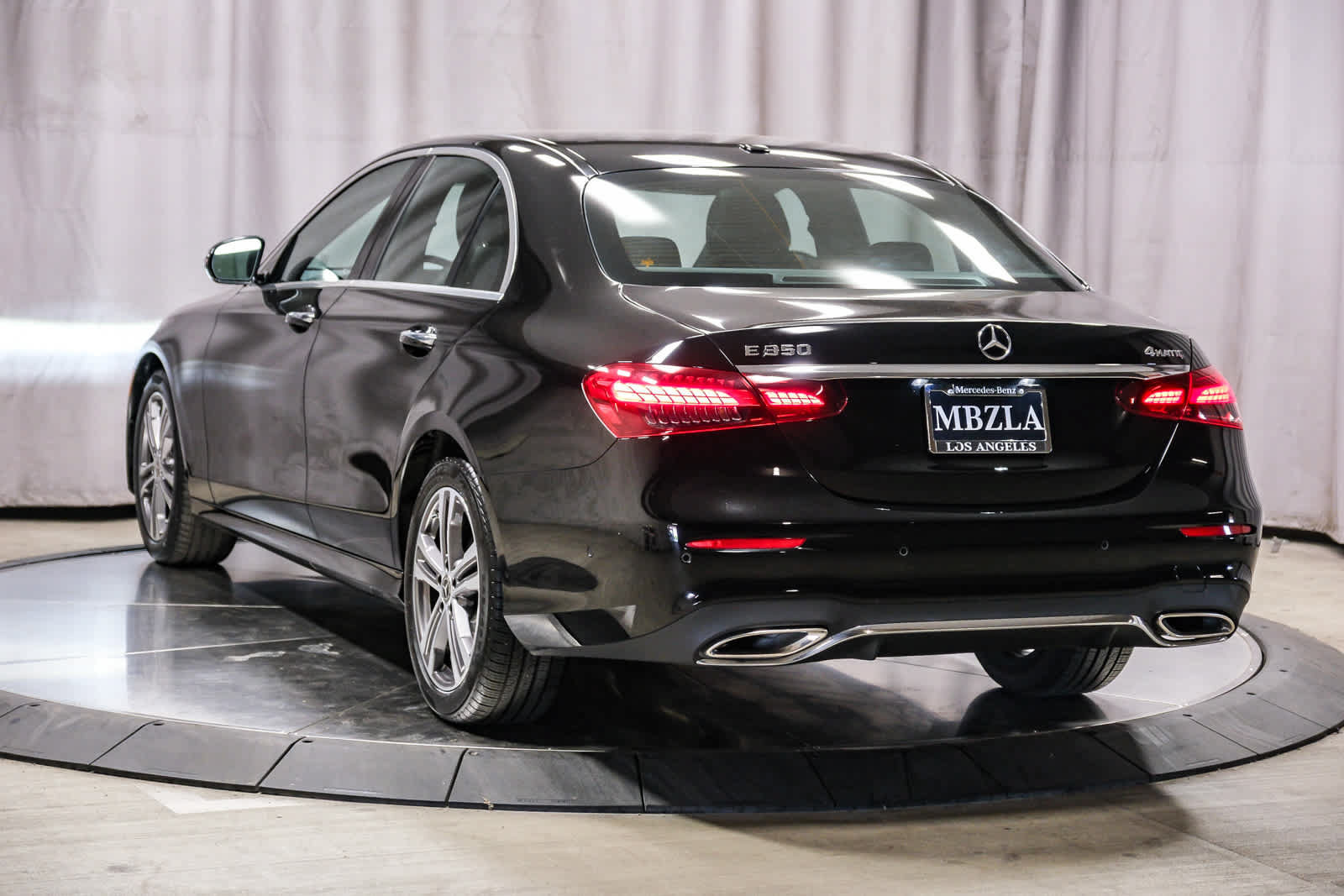 Certified 2023 Mercedes-Benz E 350 4MATIC Sedan image 2