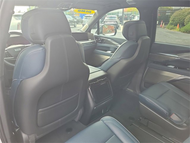 New 2025 Cadillac Escalade IQ Luxury 2 image 24