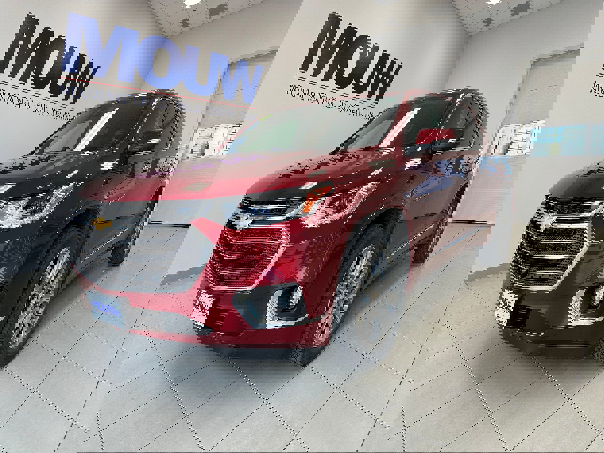 Used 2021 Chevrolet Traverse Premier image 2