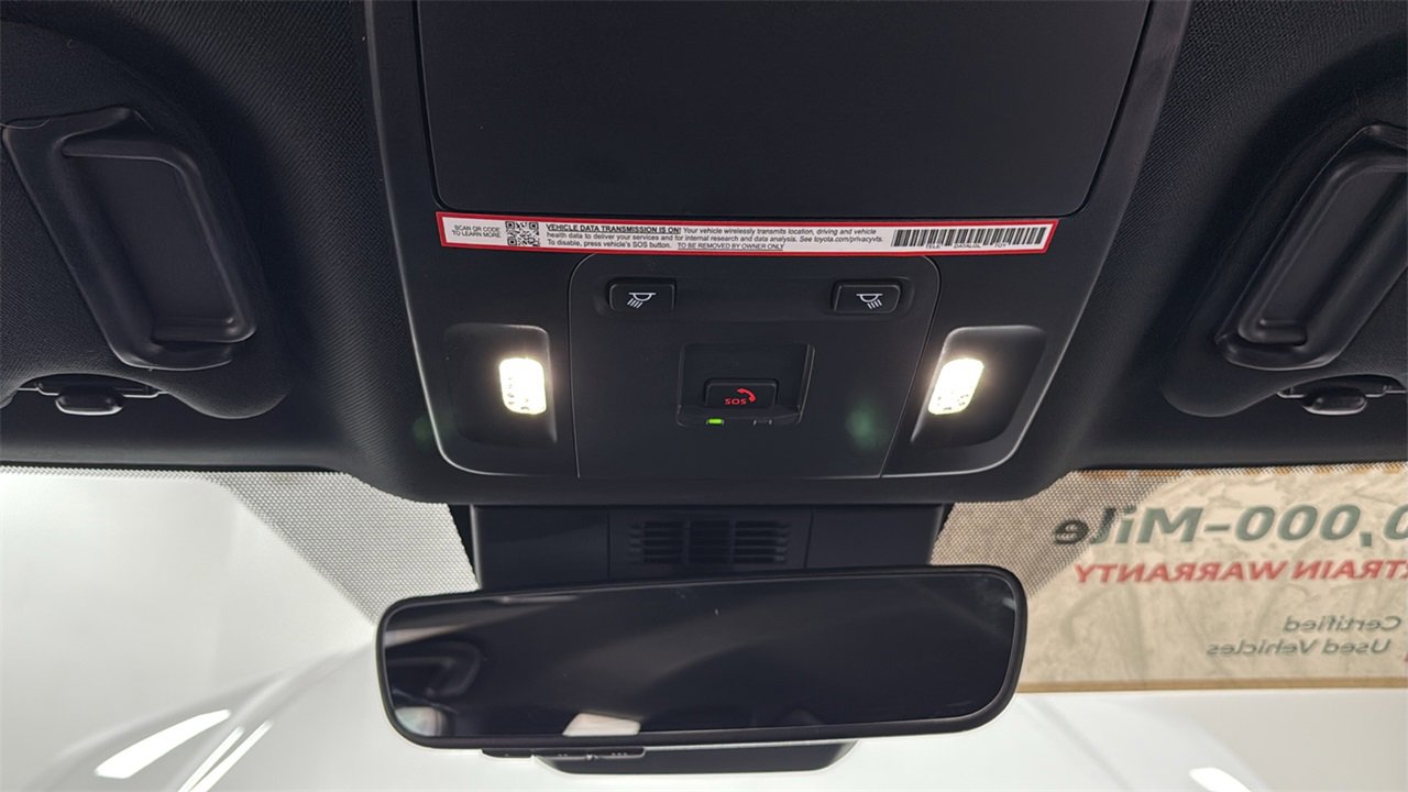 Certified 2025 Toyota Camry SE image 11