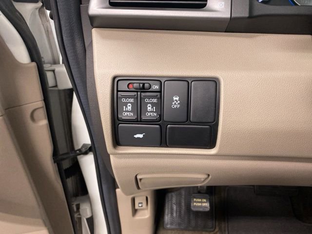 Used 2013 Honda Odyssey EX-L image 17