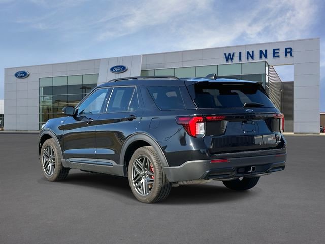 Used 2025 Ford Explorer ST-Line w/ ST-Line Street Pack image 3