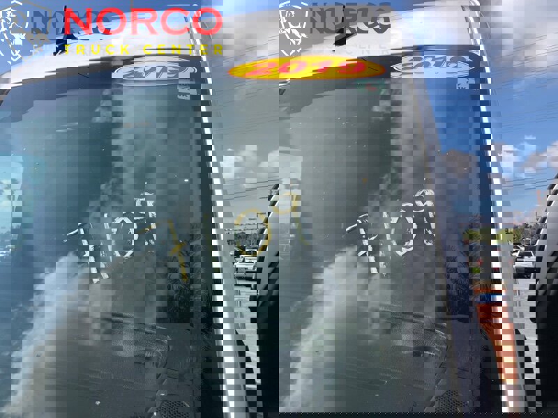 Used 2019 Freightliner Sprinter 3500 image 24