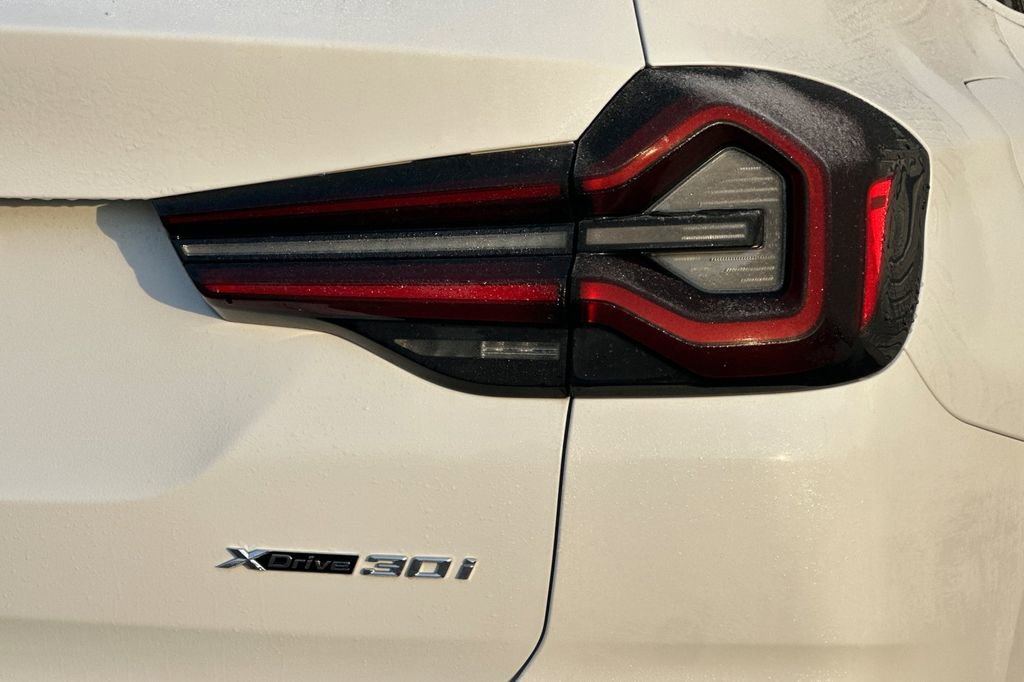 Used 2023 BMW X3 xDrive30i image 29