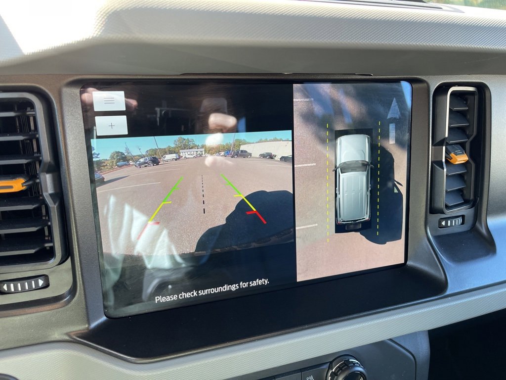 Used 2023 Ford Bronco Badlands w/ Sasquatch Package image 11