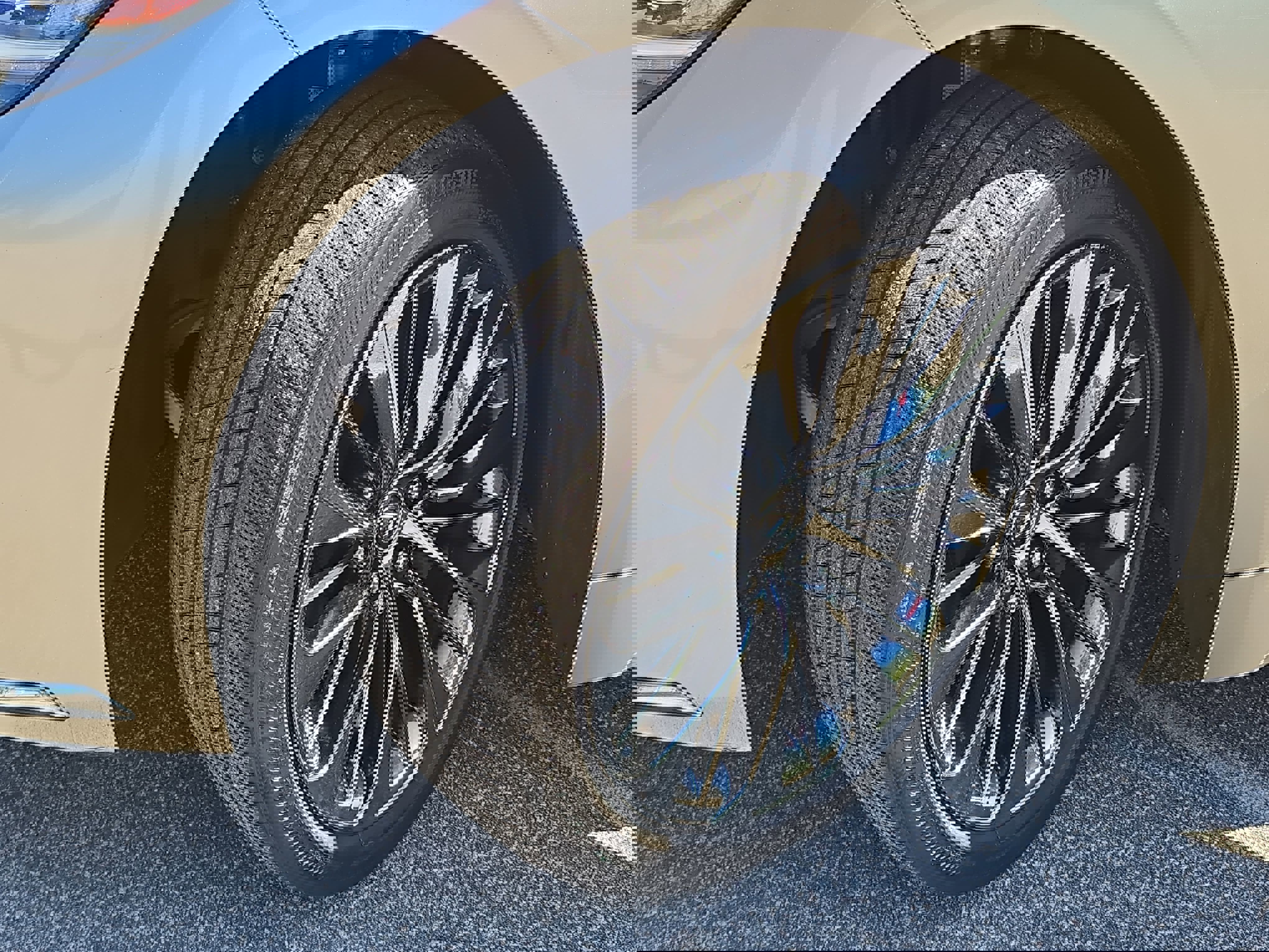 Used 2022 Lexus LS 500 w/ Interior Upgrade Package image 33