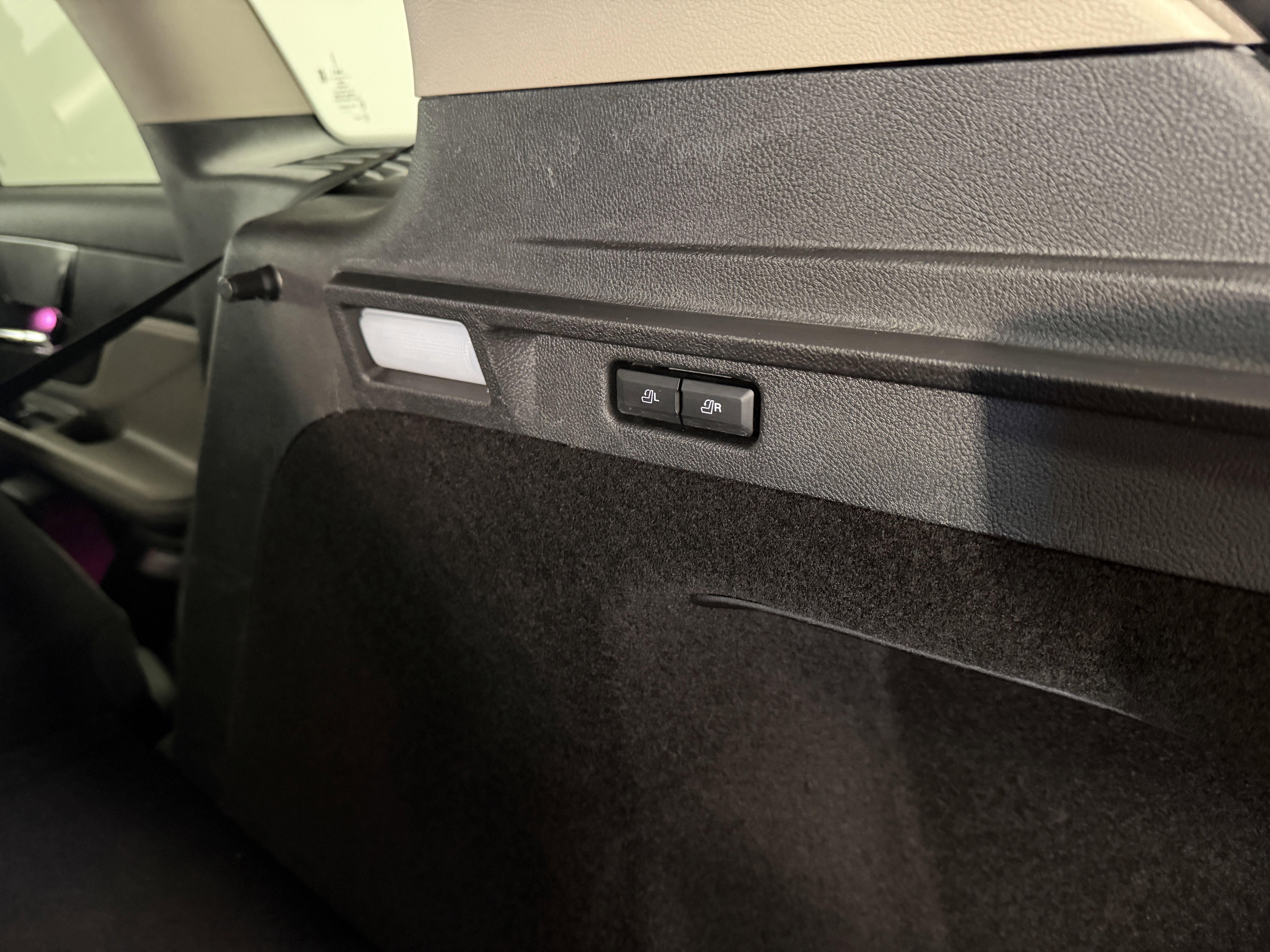 Used 2025 Lincoln Corsair Grand Touring w/ Equipment Group 301A image 25