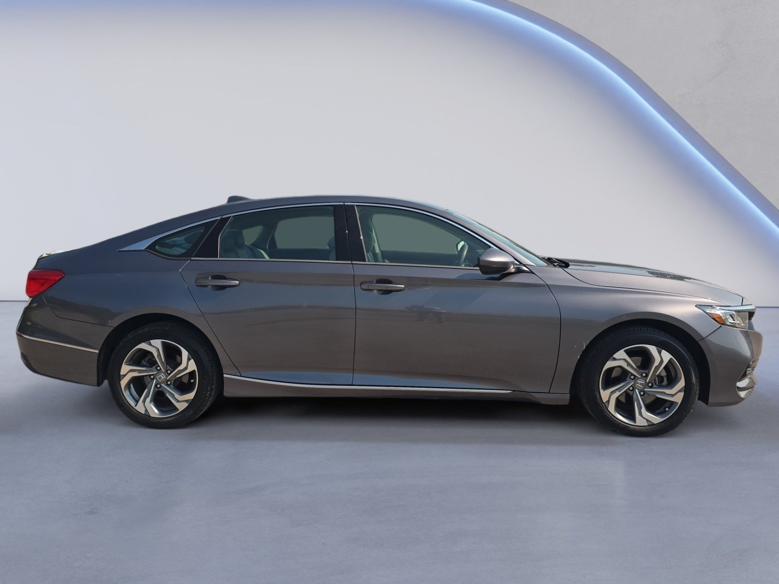 Used 2020 Honda Accord EX image 7