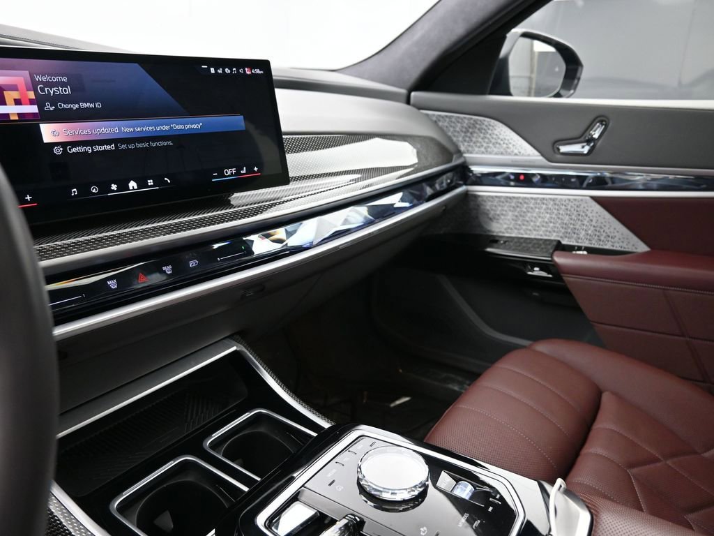 Used 2023 BMW 760i xDrive image 47