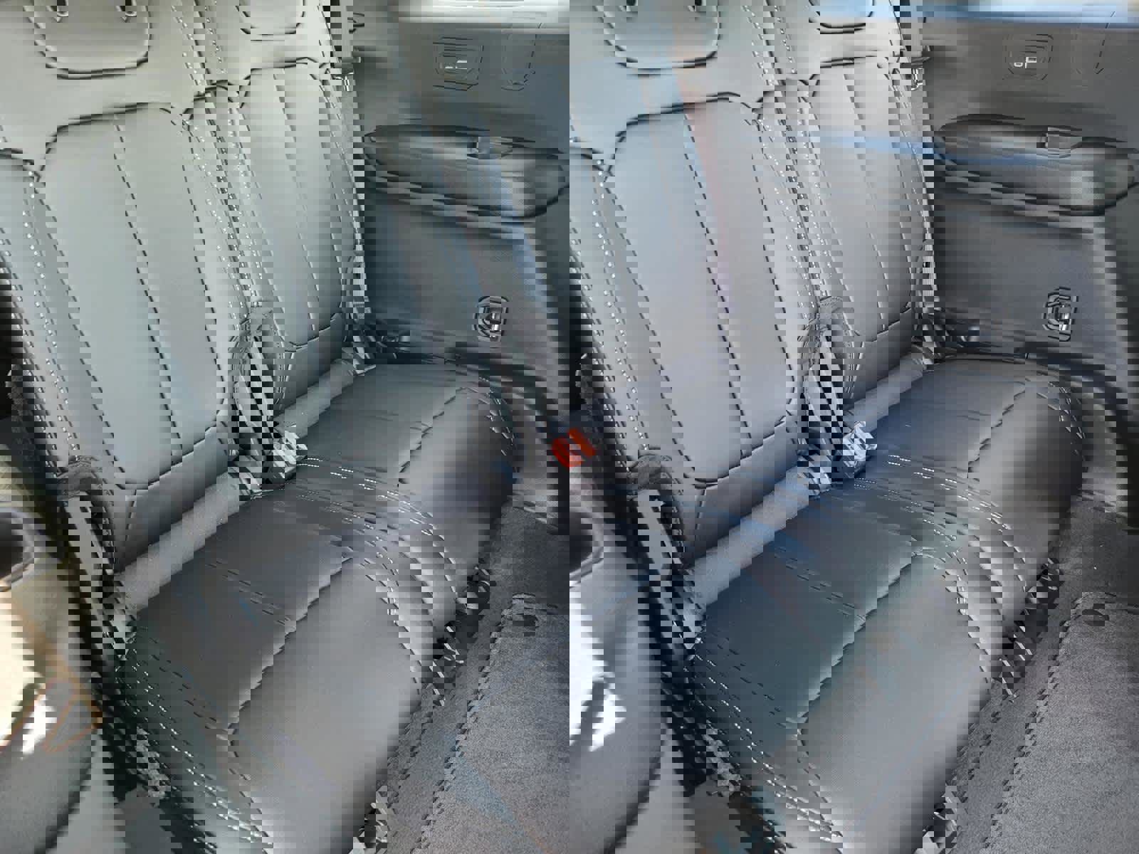 New 2025 Jeep Grand Cherokee L Limited w/ Black Appearance Package image 12