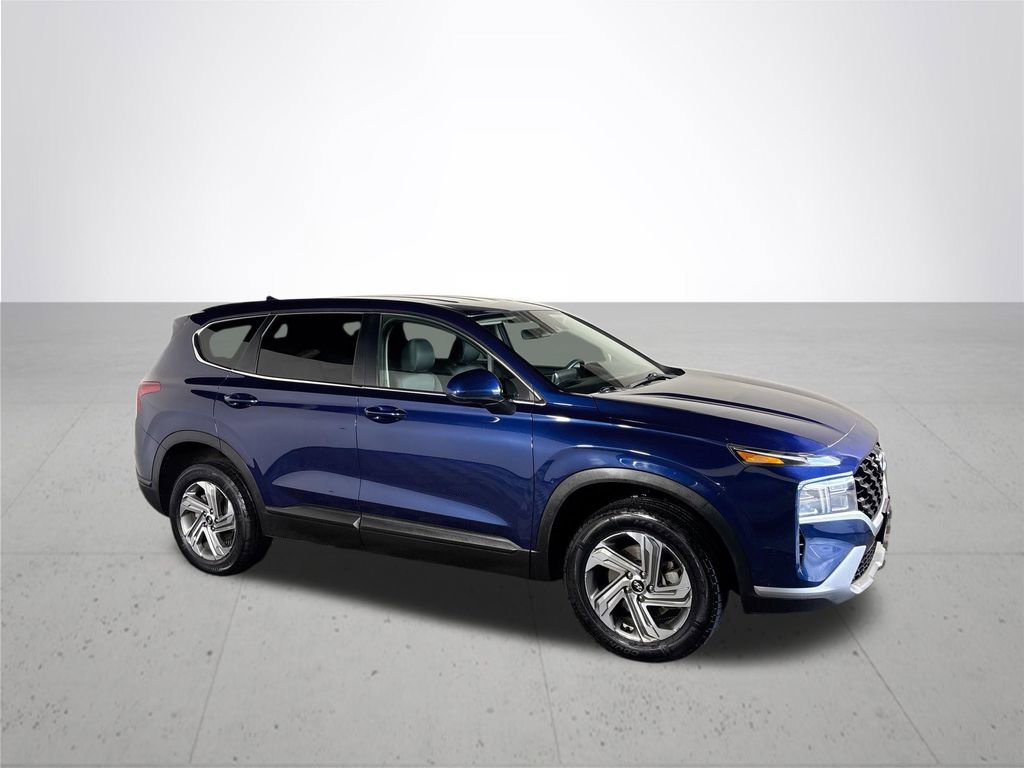 Used 2023 Hyundai Santa Fe SE image 4