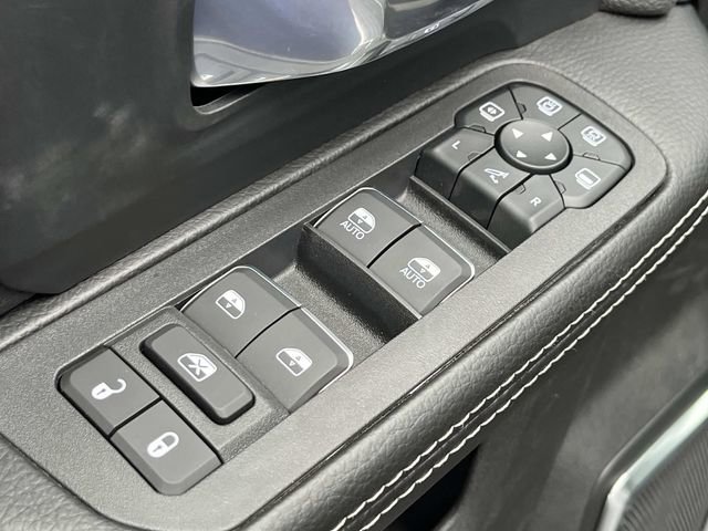 New 2026 RAM 2500 Laramie w/ Sport Appearance Package image 19