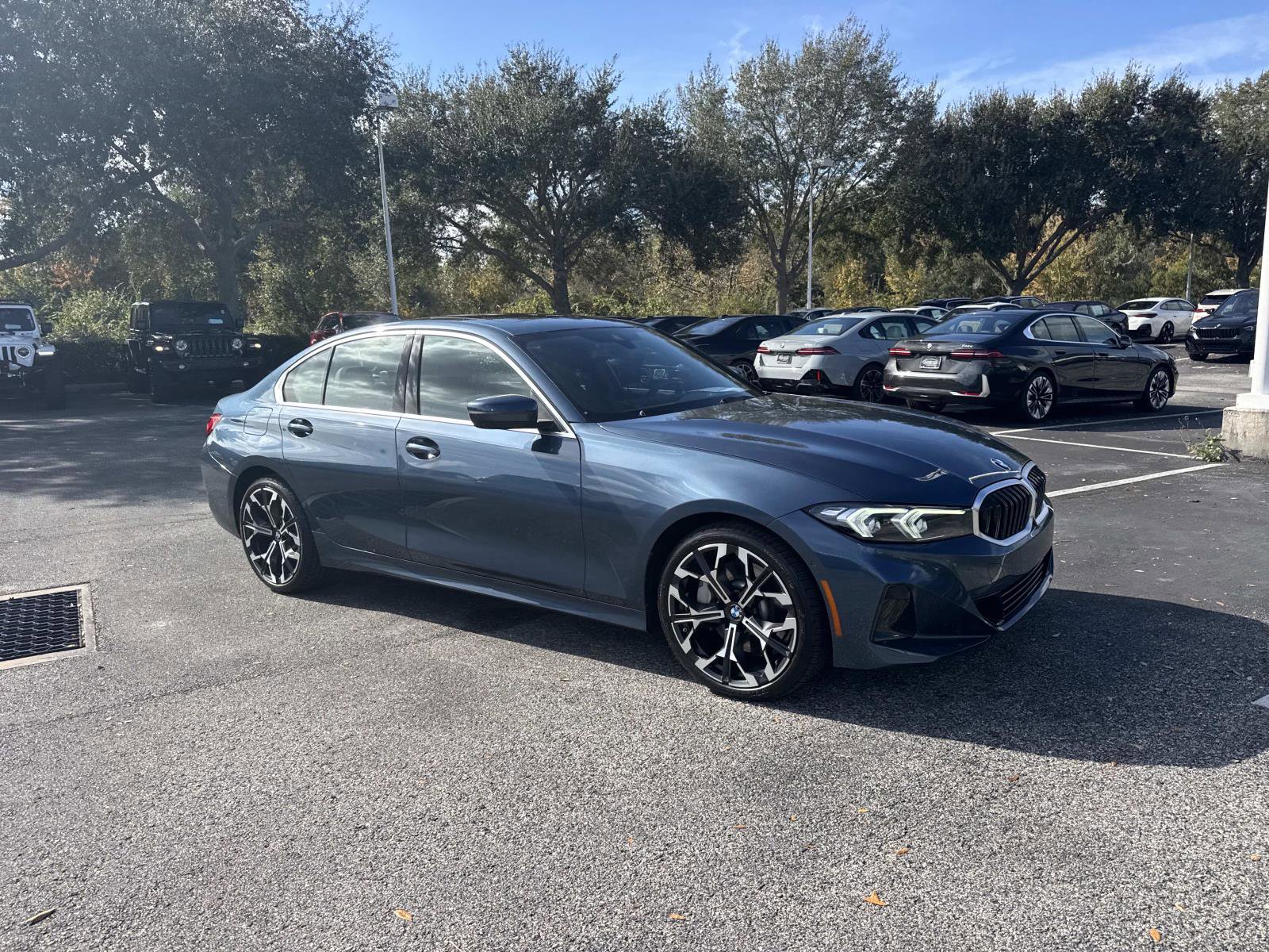 Certified 2025 BMW 330i Sedan image 2