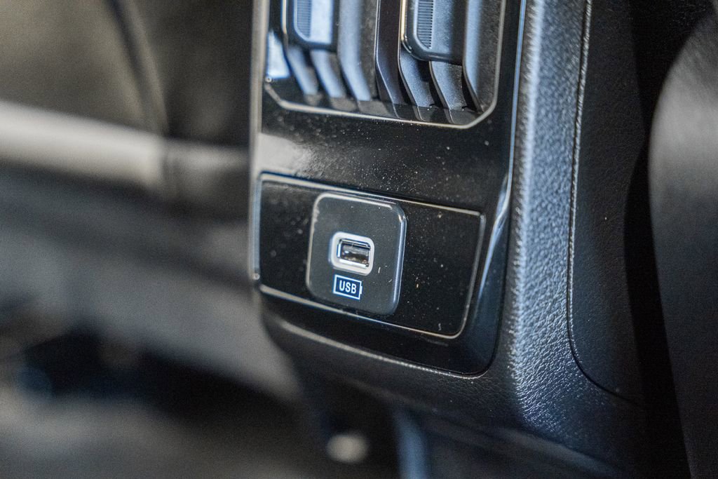 Used 2022 Jeep Compass Limited image 39