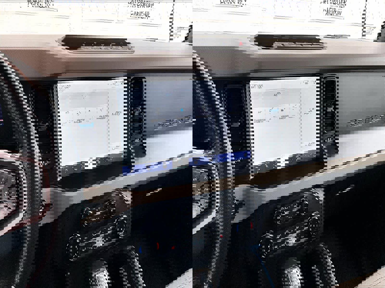 Used 2022 Ford Bronco Wildtrak image 19