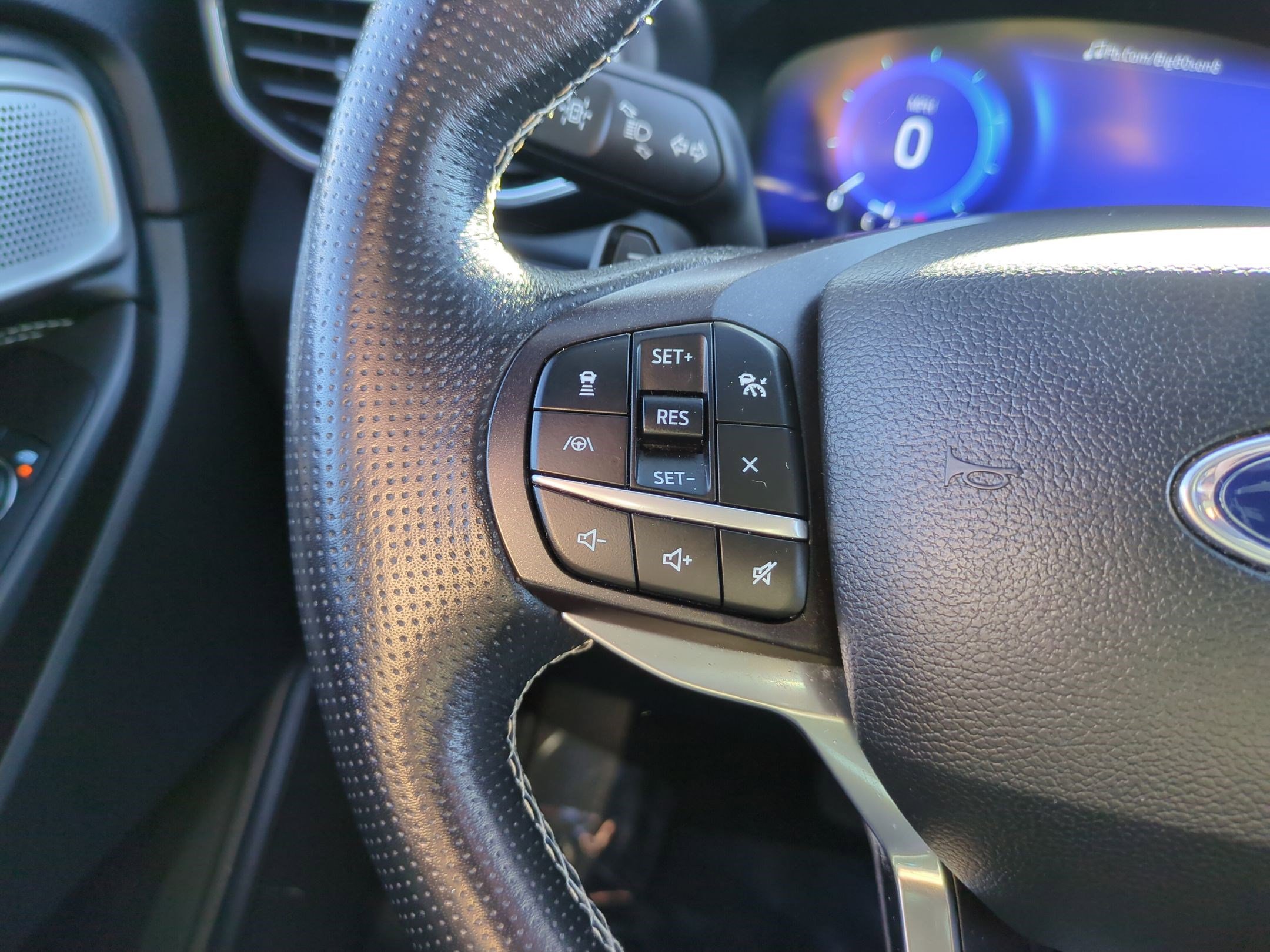 Used 2020 Ford Explorer ST w/ ST Street Pack image 18