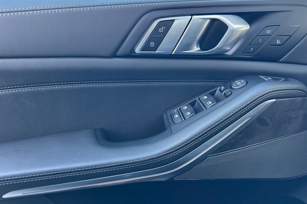 New 2026 BMW X5 sDrive40i w/ Climate Comfort Package image 10