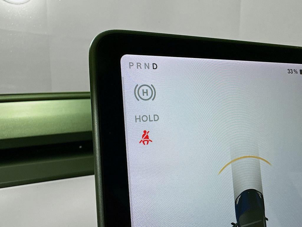 Used 2021 Tesla Model 3 Standard Range Plus image 12