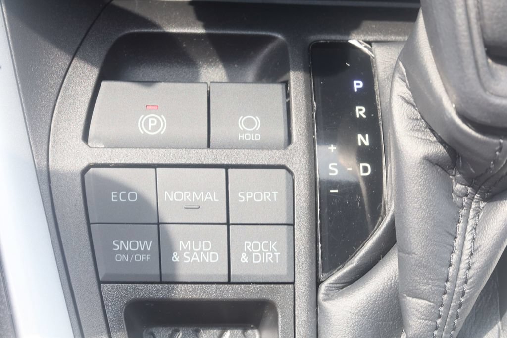 Certified 2023 Toyota RAV4 XLE w/ Convenience Package AWD/4WD image 29