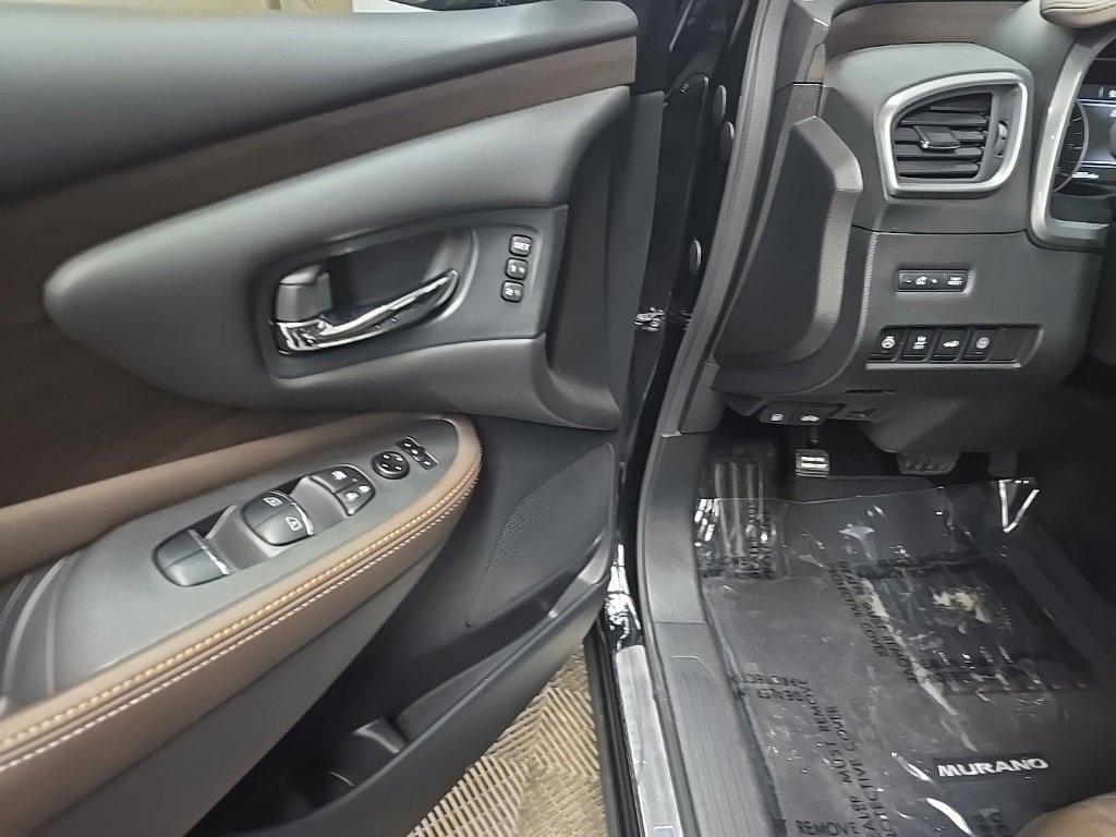 Used 2022 Nissan Murano Platinum w/ Cargo Package image 29