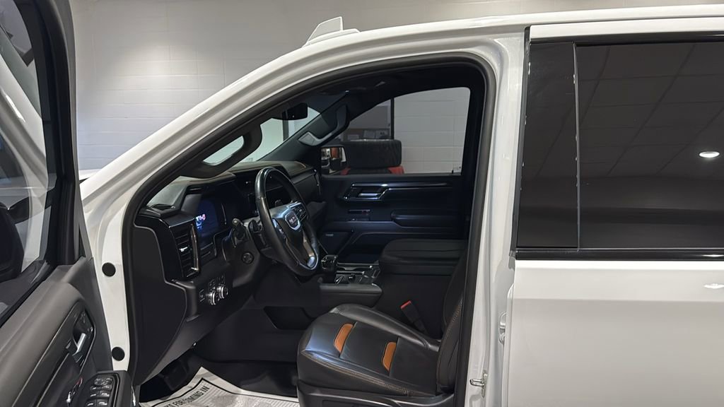 Used 2024 GMC Sierra 1500 AT4 w/ AT4 Premium Package image 21