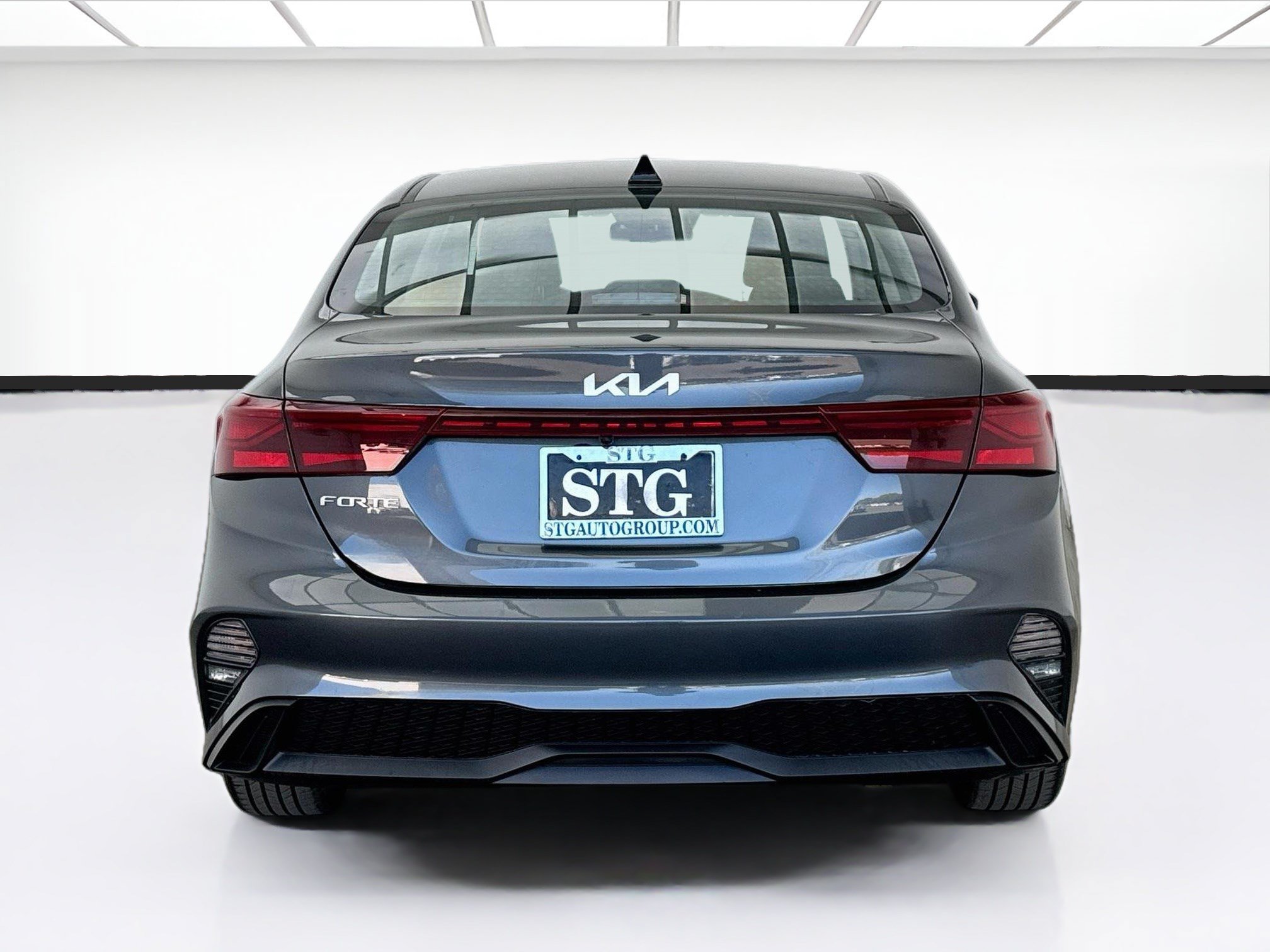 Used 2023 Kia Forte LXS FWD image 5