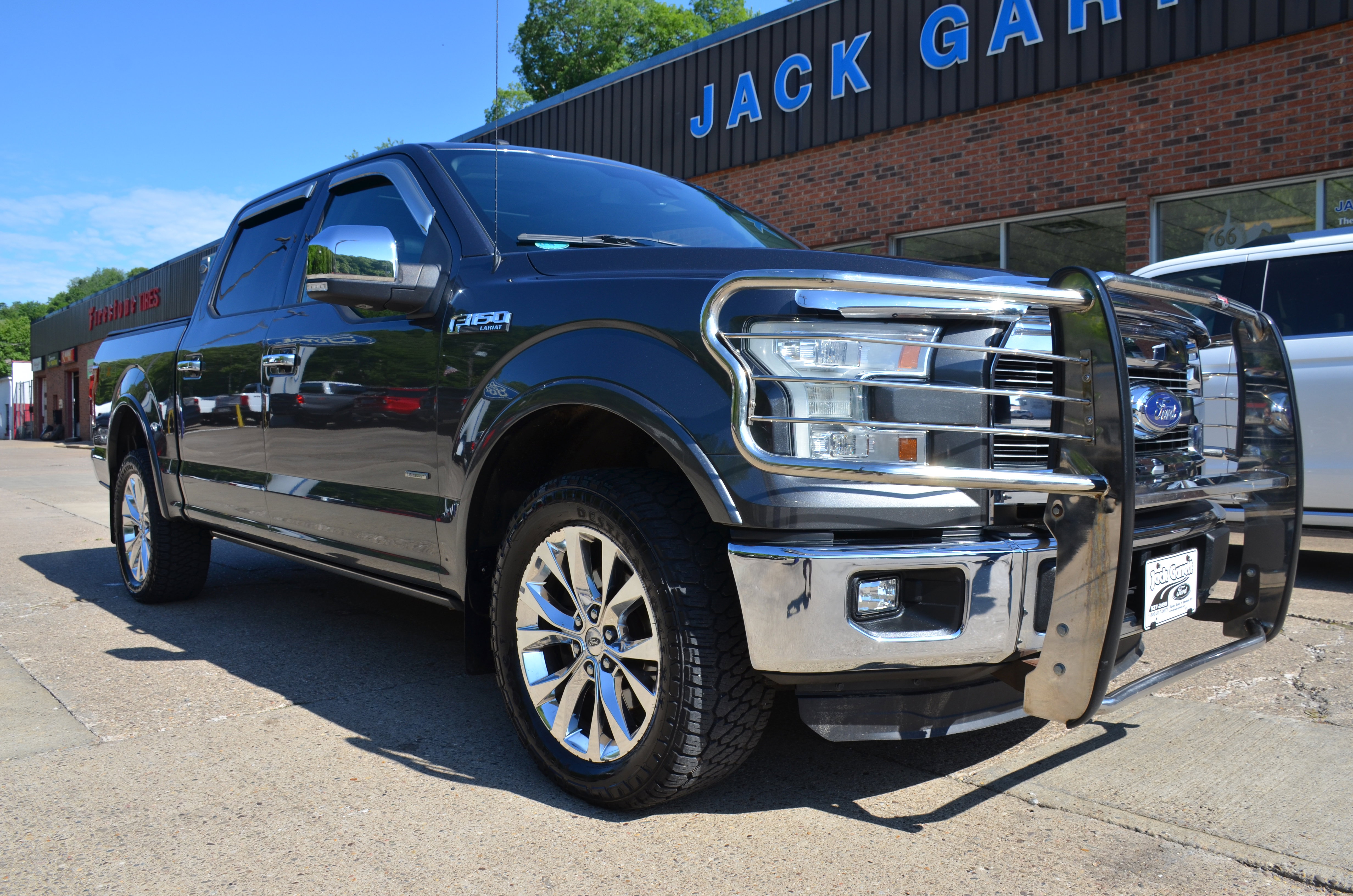 Used 2016 Ford F150 Lariat w/ Equipment Group 502A Luxury