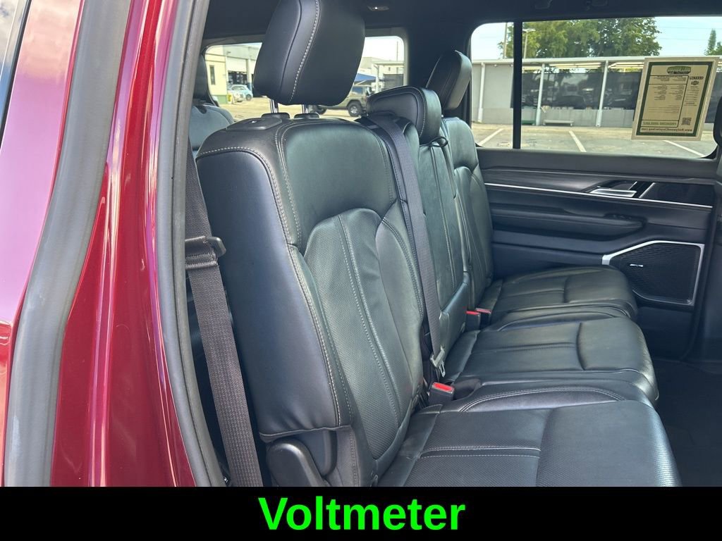 Used 2023 Jeep Wagoneer Series III w/ Preferred Equipment Group image 29