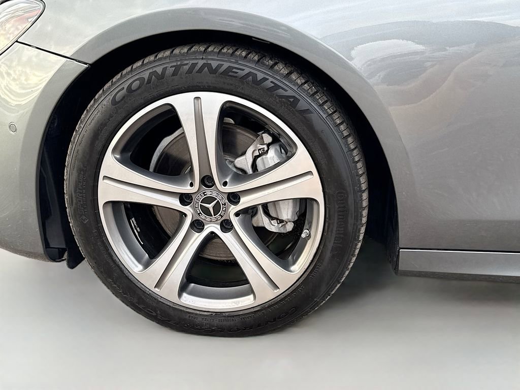 Used 2018 Mercedes-Benz E 300 w/ Premium 1 Package image 41