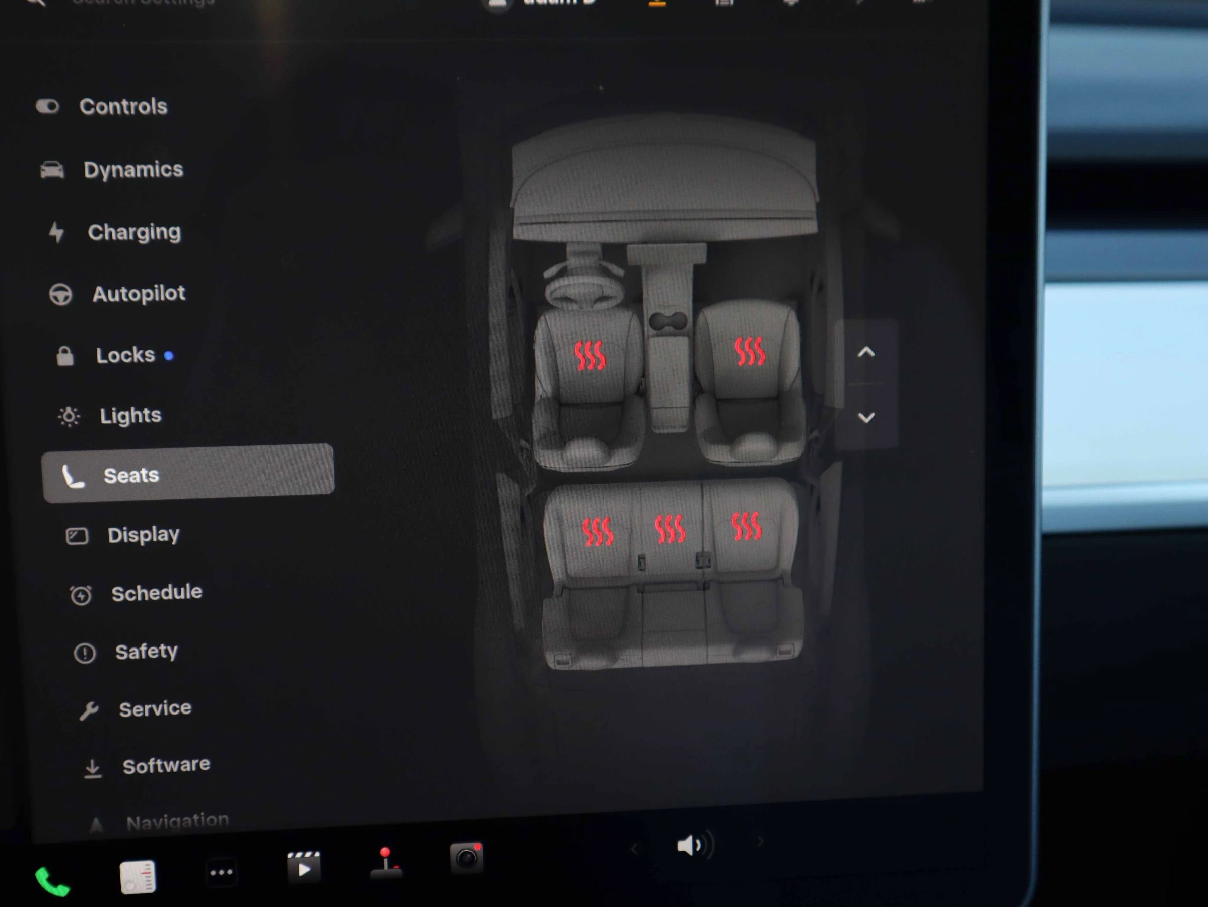 Used 2022 Tesla Model Y Long Range image 17