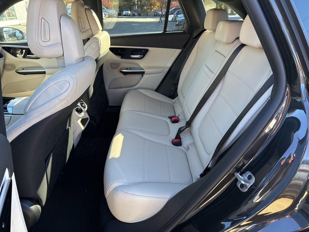 New 2026 Mercedes-Benz GLC 300 4MATIC image 17