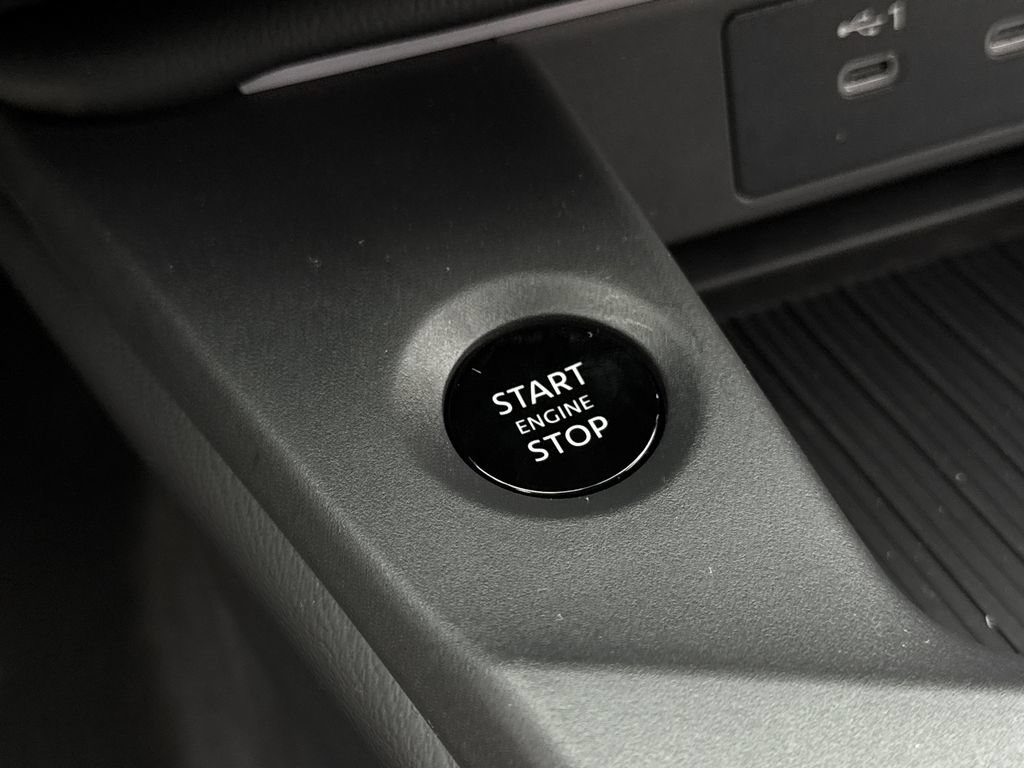 New 2026 Nissan Sentra SR w/ SR Premium Package FWD image 25