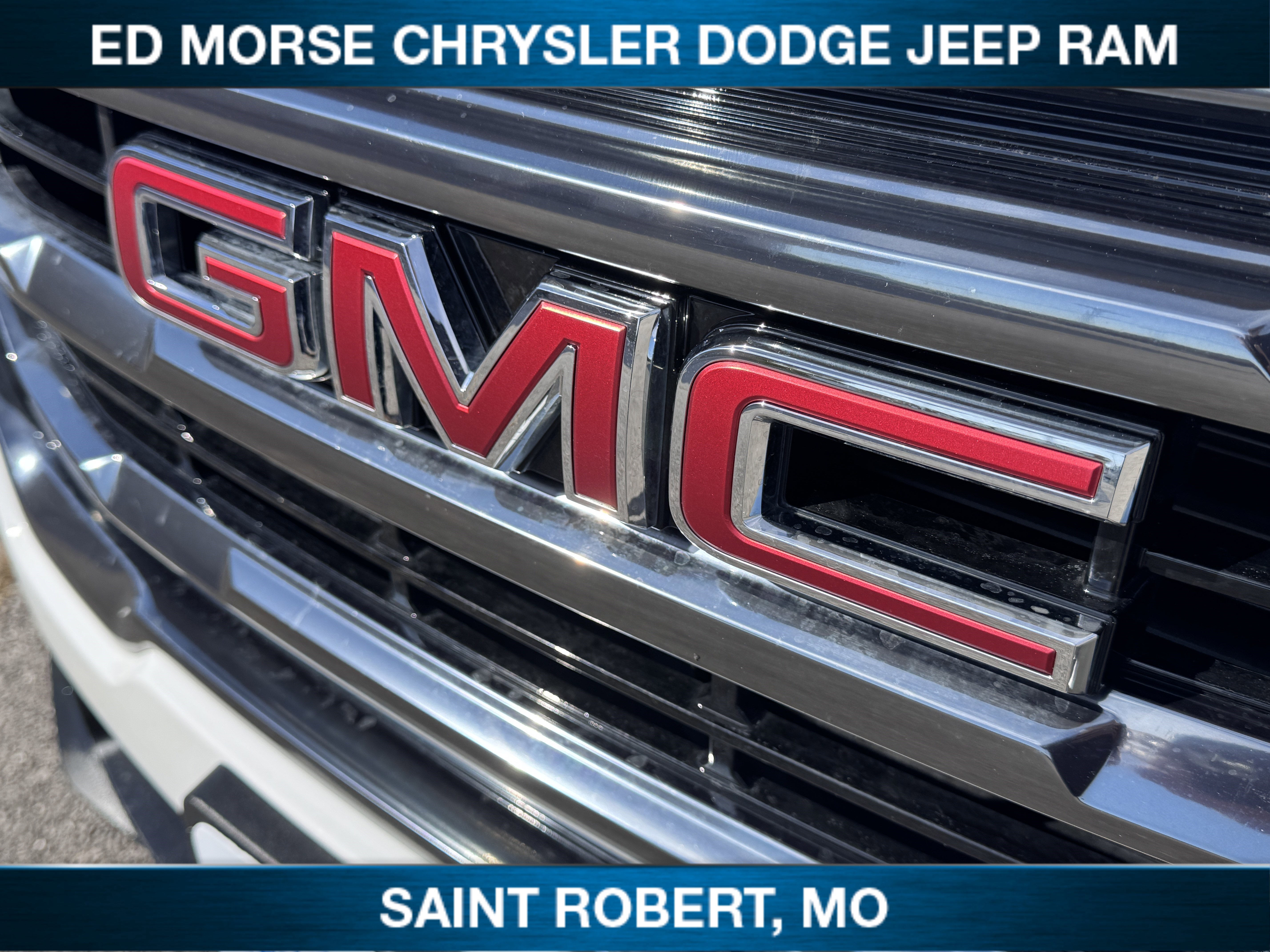 Used 2024 GMC Terrain AT4 image 11