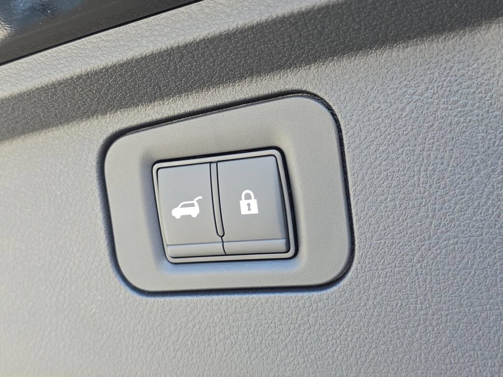 New 2026 Nissan Armada PRO-4X AWD/4WD image 17