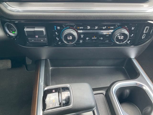 Used 2024 Chevrolet Silverado 1500 High Country w/ Midnight Edition AWD/4WD image 7