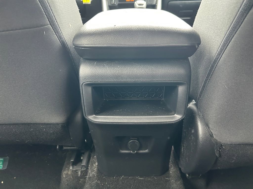 Used 2021 Toyota RAV4 LE FWD image 25