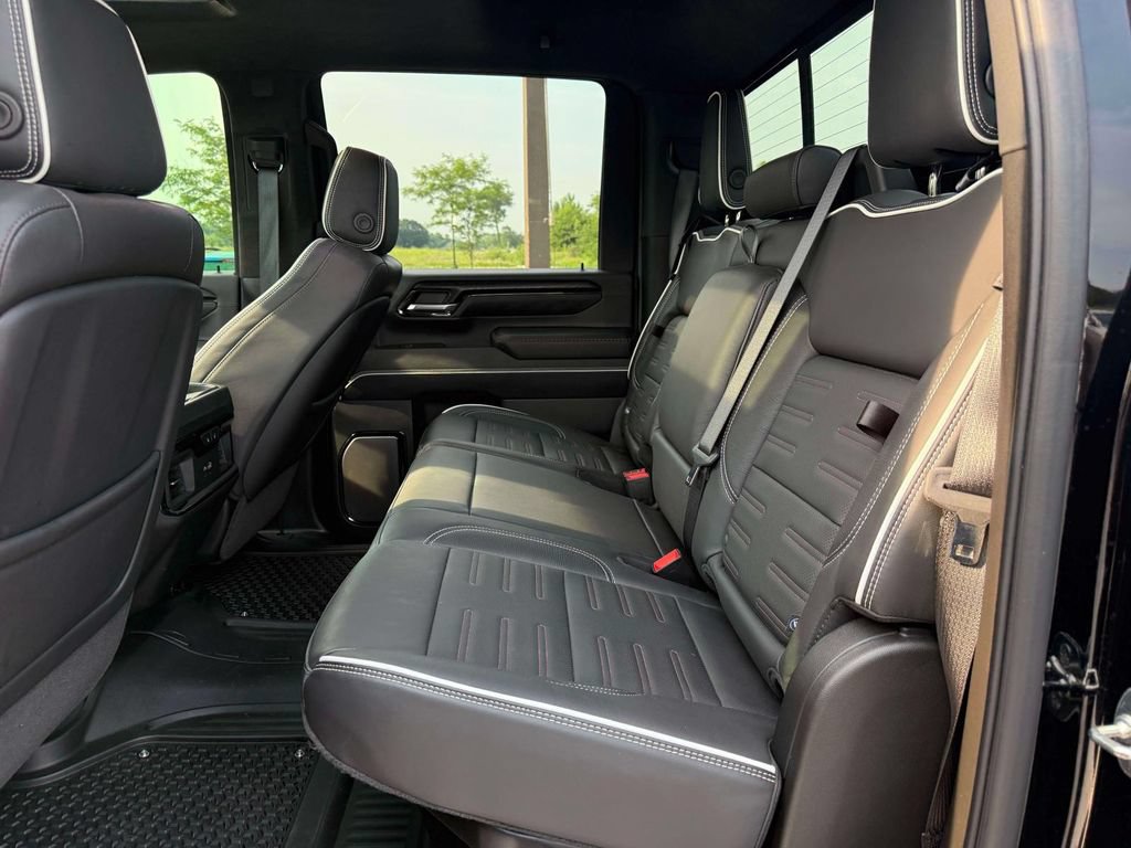 Used 2025 GMC Sierra 2500 AT4X AWD/4WD image 12