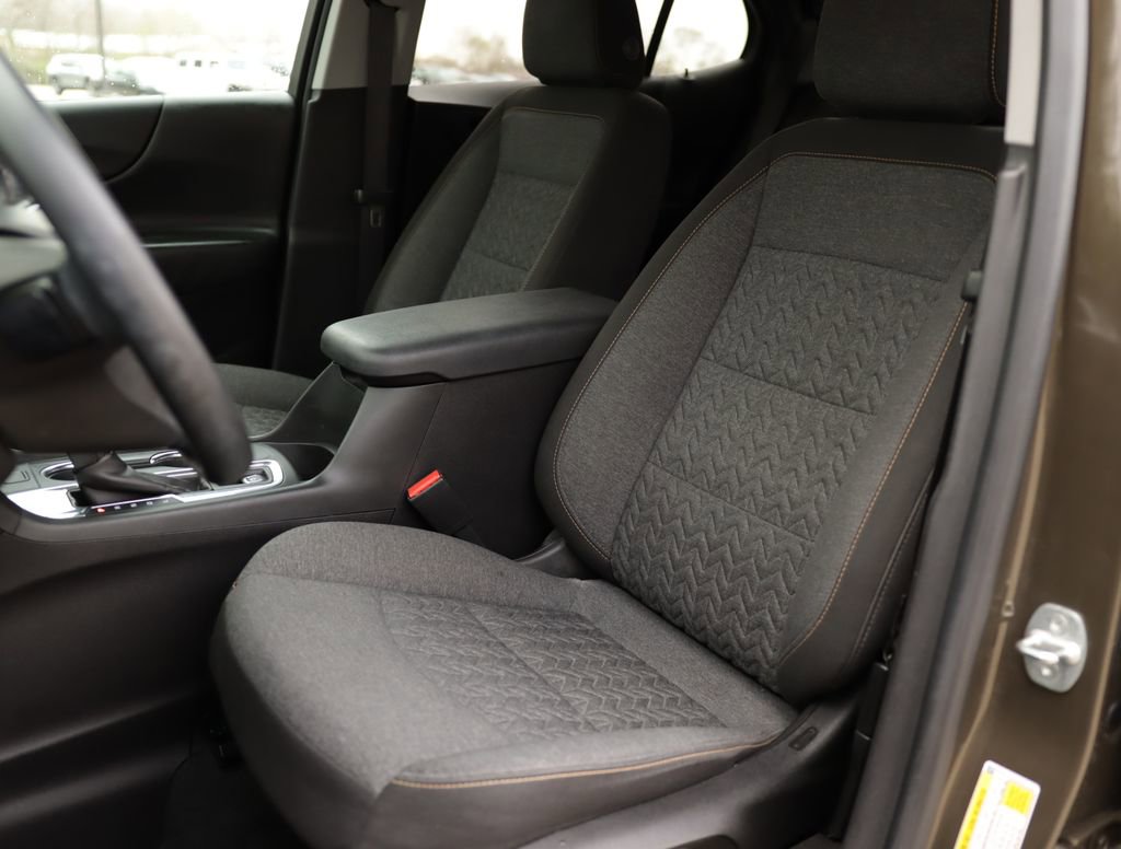 Used 2023 Chevrolet Equinox LT FWD image 20