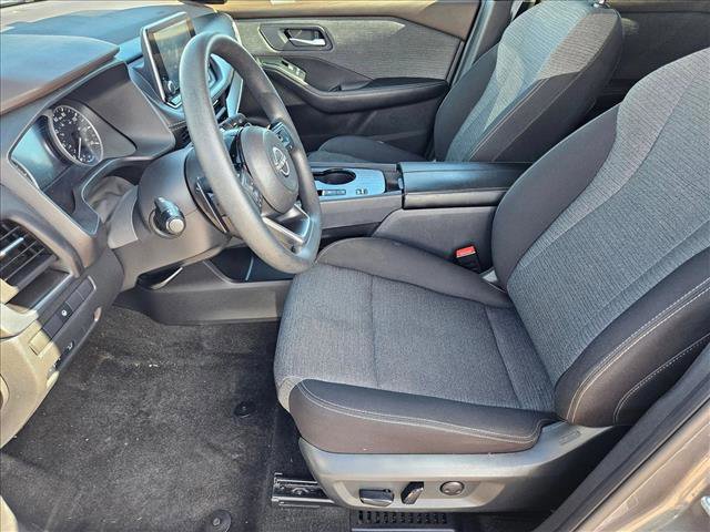 Used 2023 Nissan Rogue SV image 14