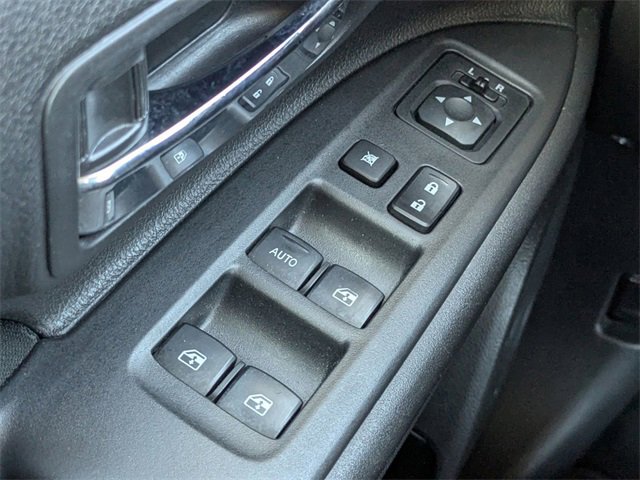 Used 2018 Mitsubishi Outlander ES image 22