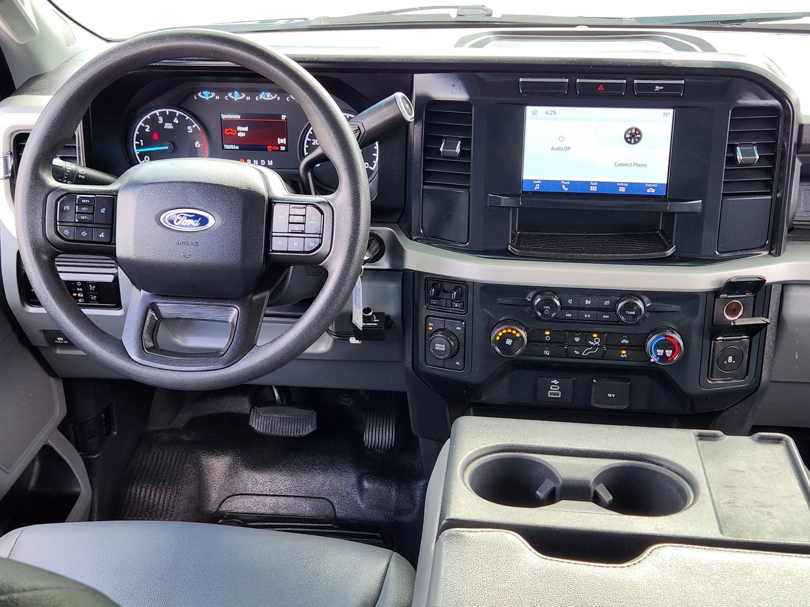 Used 2024 Ford F350 XL image 29