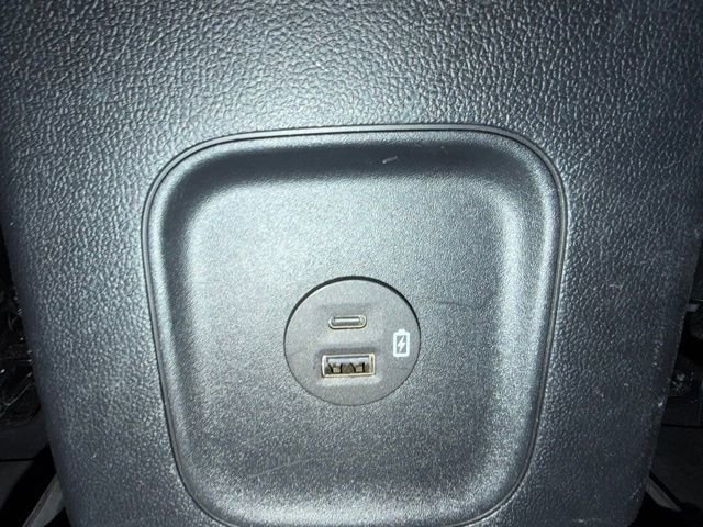 Used 2021 Ford Escape SEL w/ Technology Package image 43